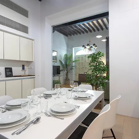 Genteel Casa Antonia Diaz * Sevilla